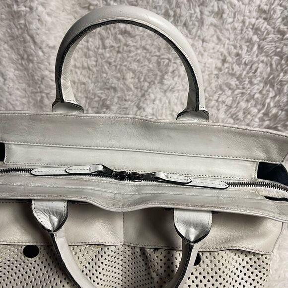 Rag and Bone Medium leather white Perforated Pilot satchel/ shoulder bag . - Picture 6 of 16